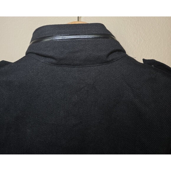 Nike Women's Size Medium Black/ Purple Performance Jacket Shell Rain Coat Zip Up - Picture 12 of 14